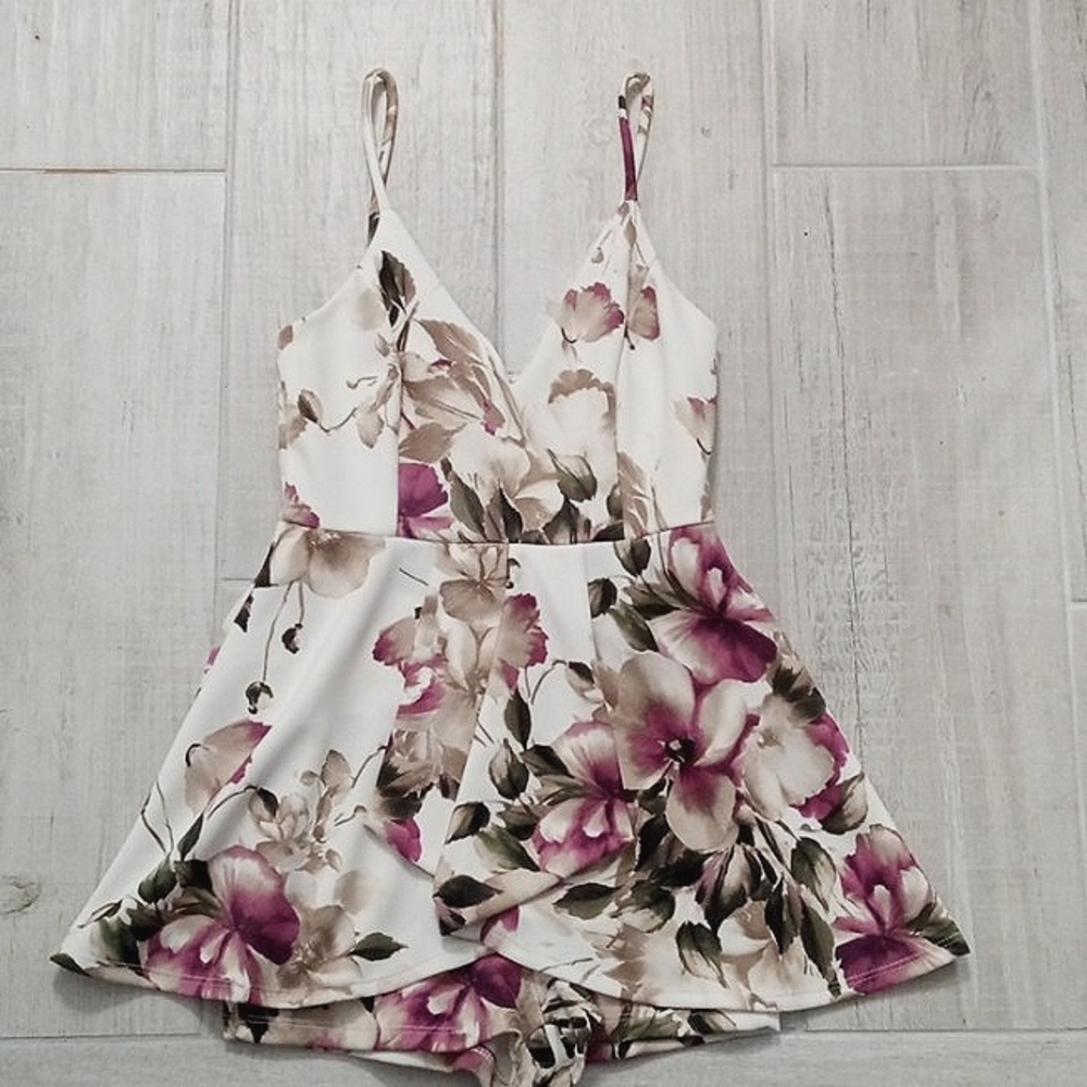 Off White Floral Romper-Skirt Wrap  Detail Size S